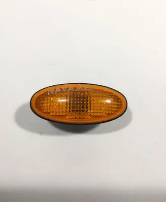 Nissan Navara D22 Front fender indicator light 013513 E13013513