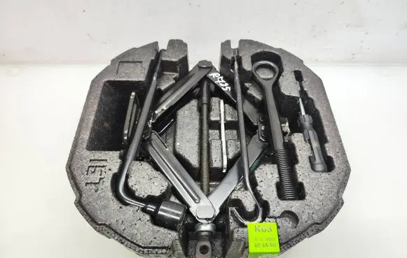 Hyundai Ioniq Tool set 09149G2000 B163G0019003