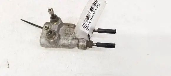 Subaru Forester SG Air suspension compressor 