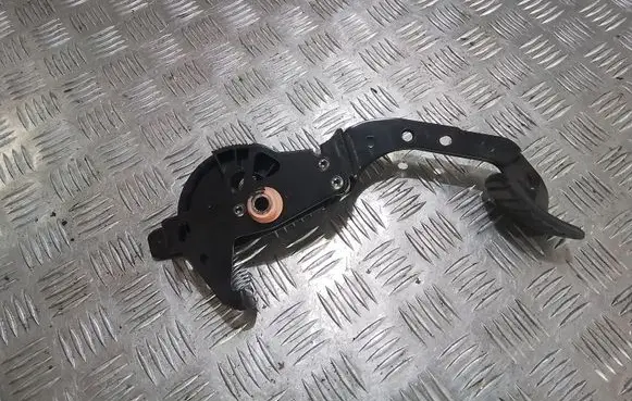 Clutch pedal
