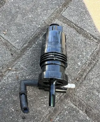 Dodge Nitro Windscreen/windshield washer pump 05152075AC 05152075A 0705142D