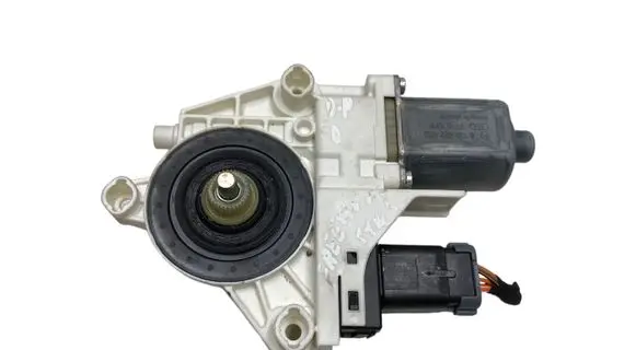 Fiat Freemont Front door window regulator motor 0130822473