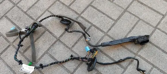 Volvo C30 Front door wiring loom 30658539 998441101