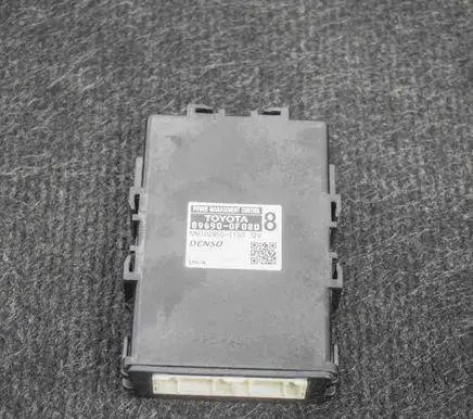 Toyota Verso-S Current control relay MB1028501150 896900F080