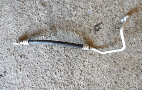 Mazda MX-5 ND Air conditioning (A/C) pipe/hose NA6W61461