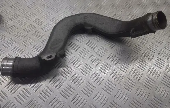 Mazda 6 Intercooler hose/pipe