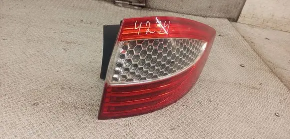 Ford Mondeo MK IV Rear/tail lights 7S7113404B
