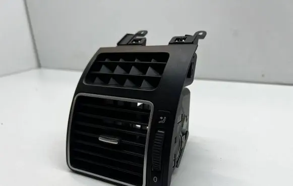 Volkswagen Touran II Dashboard side air vent grill/cover trim 1T0819703E 10002908 215410400