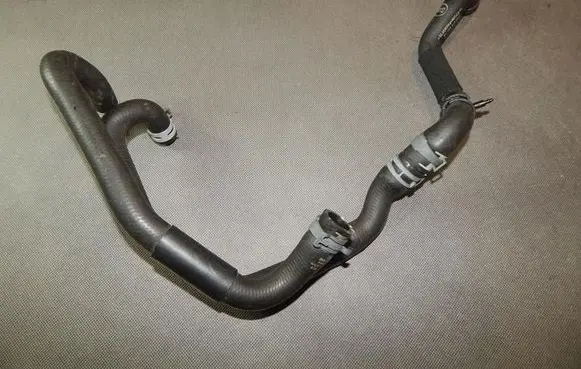 Audi Q5 SQ5 Engine coolant pipe/hose 8R0819334AE