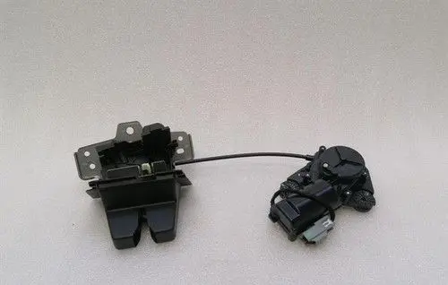 Lotus Emira Tailgate/trunk/boot lock/catch/latch 8890528943