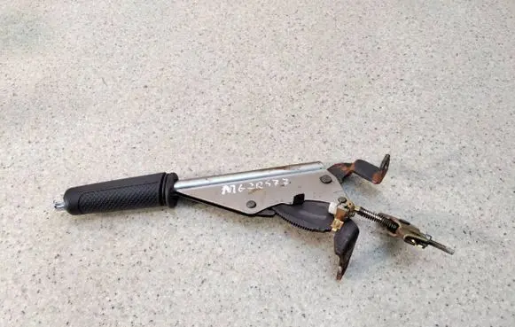 MG ZR Handbrake/parking brake lever assembly