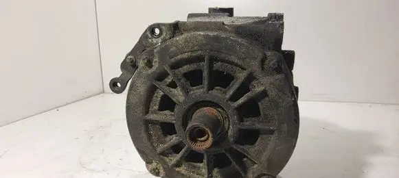 Mercedes-Benz E W210 Generator/alternator A0001501650 10480403 14V190A