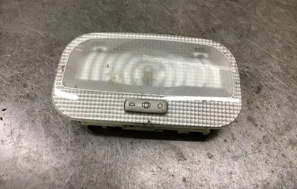 Peugeot 308 Rear seat light 9682063980