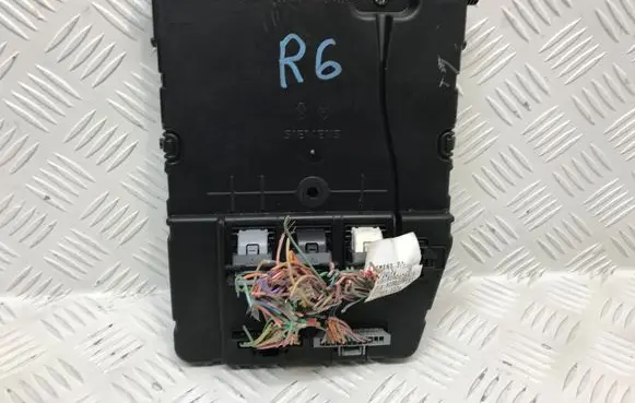 Renault Scenic II - Grand scenic II Central body control module 8200606828
