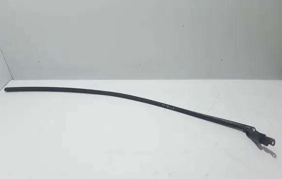 Opel Vivaro Front door rubber seal 769225033R