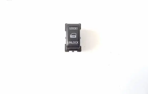 Nissan X-Trail T31 Central locking switch button 