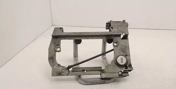 Front door exterior handle/bracket