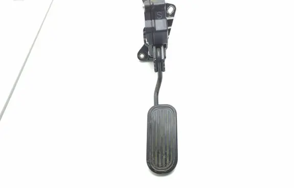 Lexus IS 220D-250-350 Accelerator throttle pedal 7811053011 1988007840 06L11E00015