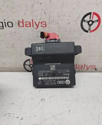Volkswagen Golf V Gateway control module 1K0907530F 1K0907951