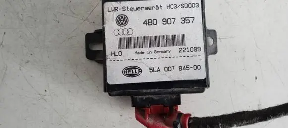 Audi A6 S6 C6 4F Light module LCM 4B0907357 5LA00784500 221099