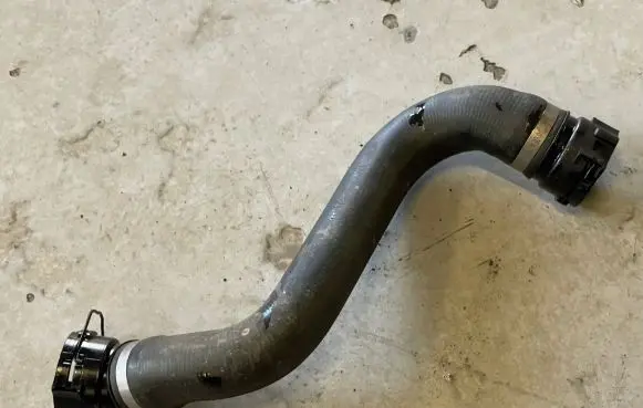 BMW X1 E84 Engine coolant pipe/hose 7797258