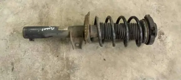 Volkswagen PASSAT B6 Front shock absorber with coil spring 3C0413031AB
