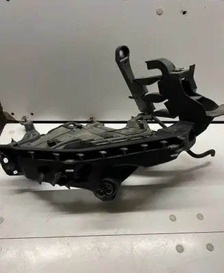 Audi A4 S4 B8 8K Headlight/headlamp mounting bracket 8K0805608A