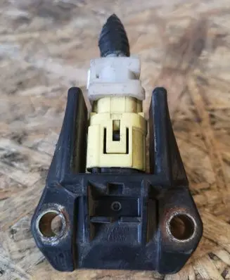 Lexus RX 300 Airbag deployment crash/impact sensor 8917345050