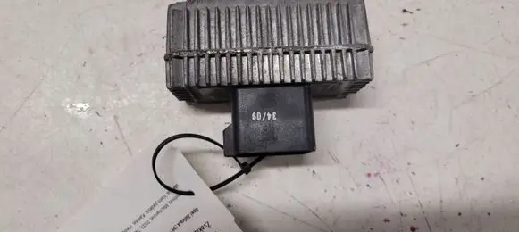 Opel Zafira A Glow plug pre-heat relay 55354141 51299018B