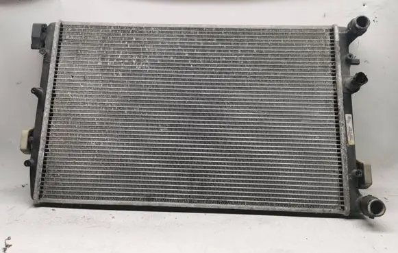 Skoda Roomster (5J) Coolant radiator 6Q0121253R