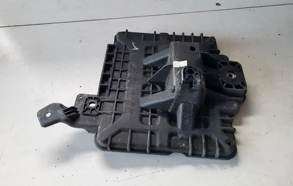 Hyundai Kona I Battery tray 37150K4000