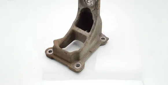 Dodge Nitro Engine mounting bracket 121AE