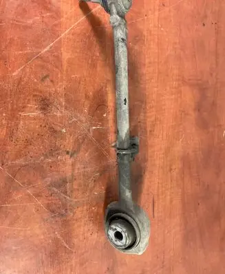 Mercedes-Benz E W212 Front lower control arm/wishbone 2121436