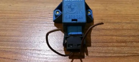 BMW 7 E32 Other relay 61311388224 10529