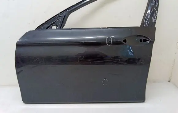 BMW 5 F10 F11 Door (2 Door Coupe) 04042387