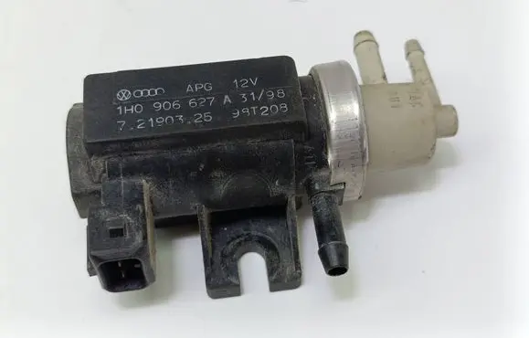 Volkswagen Golf IV Turbo solenoid valve 1H0906627A