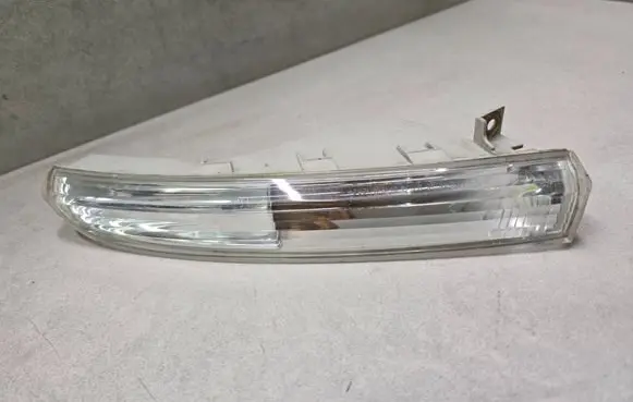 Volkswagen PASSAT CC Front indicator light 12A082B E1312824 120082B