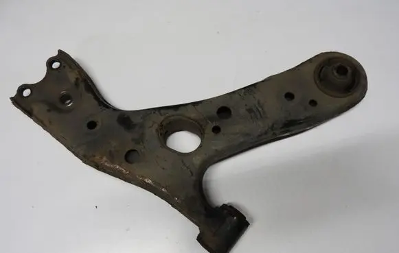 Toyota Auris 150 Rear control arm 4353456fgf