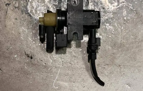 Mercedes-Benz A W169 Sensor A0061536628 70078202