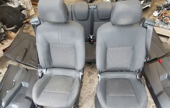 Seat set