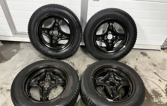 Dacia Sandero III R15 steel rim 