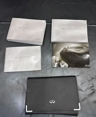 Infiniti FX Owners service history hand book QR11G0S51E0E WB11GIALLEOCEN OM11G0S51E0E