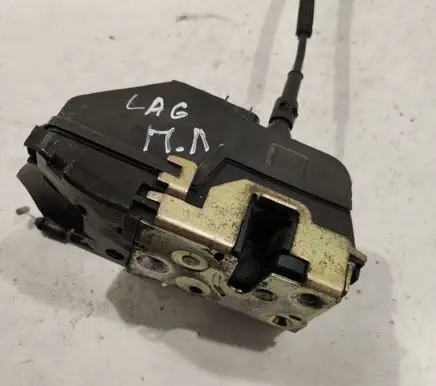 Renault Laguna II Front door lock