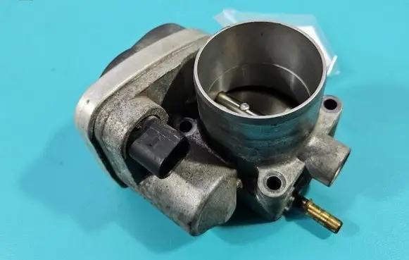 Renault Megane II Throttle body valve 8200190230 IMPRK1604040