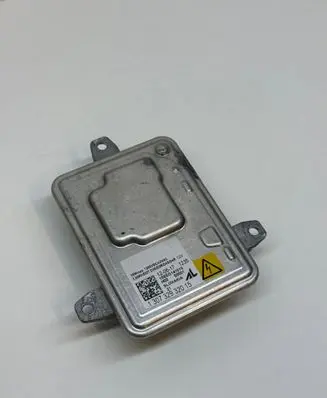Alfa Romeo Giulia Headlight ballast module Xenon 130732932015 1307329320 10EEG141015