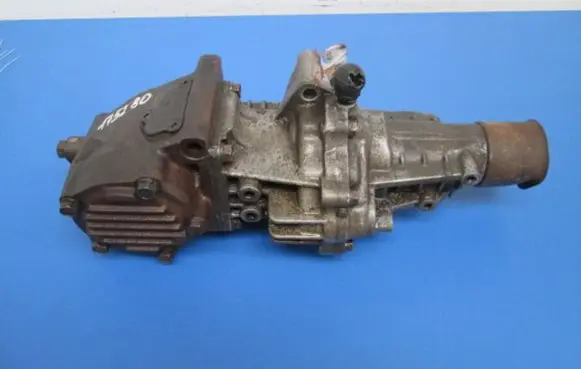 Mitsubishi Space Wagon Gearbox transfer box case 