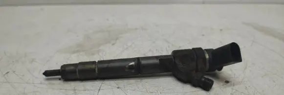Mercedes-Benz A W169 Fuel injector A6400700787