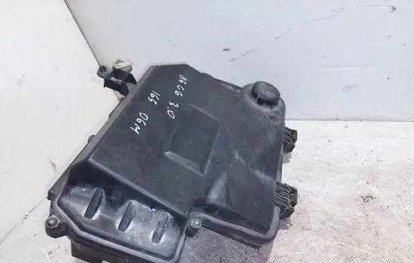 Audi A6 S6 C6 4F Fuse box set 4F1907613