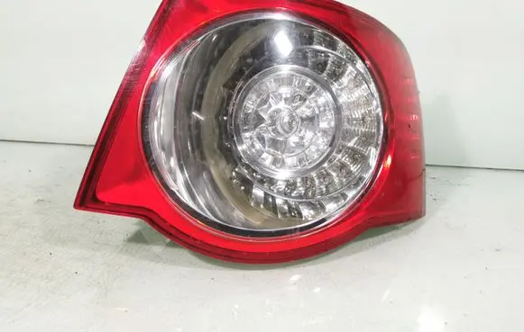 Volkswagen Jetta V Rear/tail lights 1K5945096G