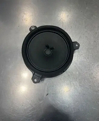 Subaru Trezia Rear door speaker 